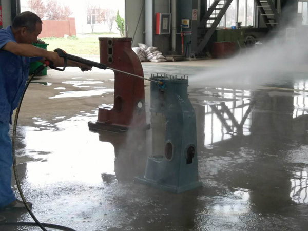 機械制造高壓水清洗行業